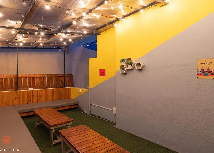Zostel Bangalore- Indiranagar